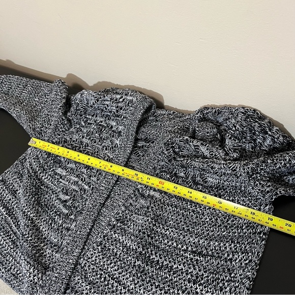 Skies Are Blue Open Front Cardigan Sweater - Picture 9 of 11